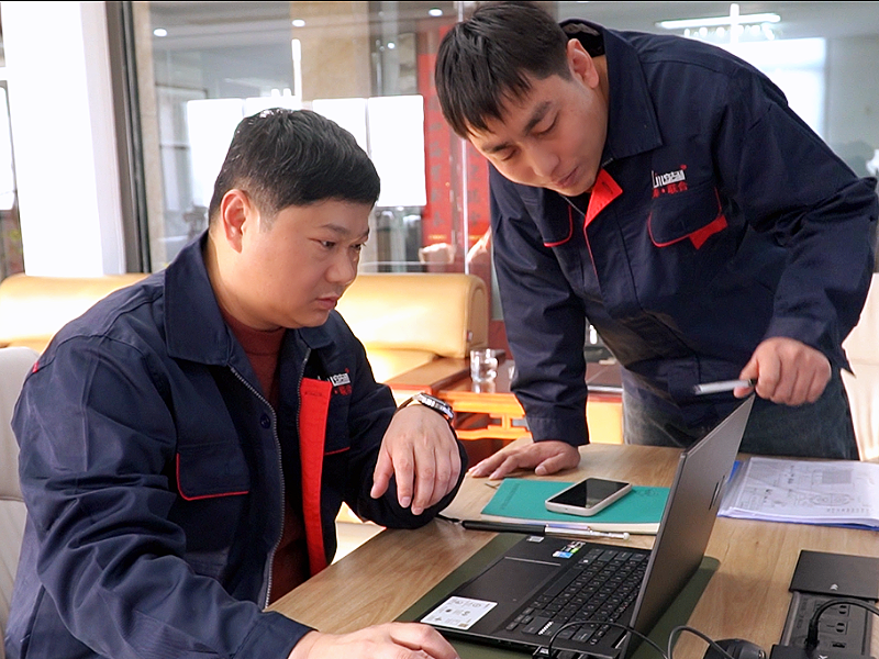 ما هي المعلمات اللازمة لتصميم ضاغط مكبس ترددي؟